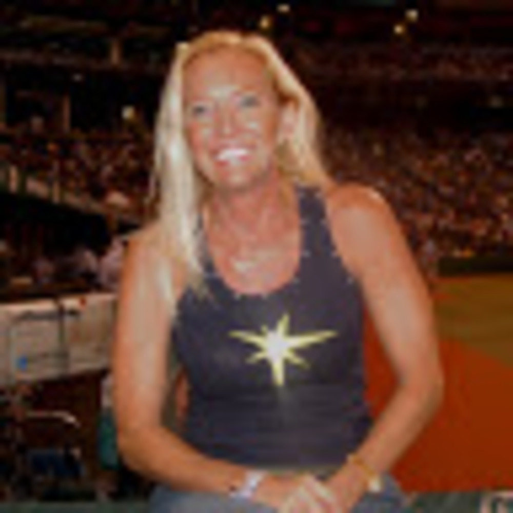 Meet your Posher, Debbie